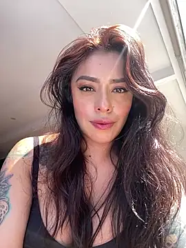 Snapshot of foxxy_lover chatting on 02-26-26, 03:33 foxxy lover online show from 02-26-26, 03:33