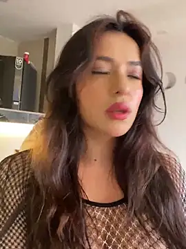 Snapshot of foxxy_lover chatting on 04-04-26, 06:05 foxxy lover online show from 04-04-26, 06:05