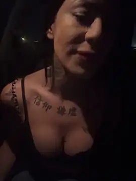 MelaFoxx online show from 04-11-26, 11:20