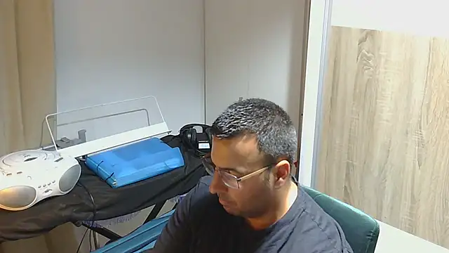 VanillaTime78-Jorge online show from 06-30-26, 08:10