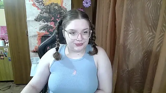 Teasing Dora online show from 03-17-26, 07:44