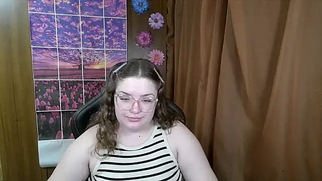 Teasing Dora online show from 05-20-26, 10:38