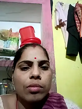 Snapshot of Priyakoli4568 chatting on 02-20-26, 01:11 Priyakoli4568 online show from 02-20-26, 01:11