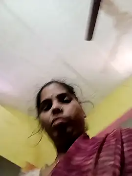 Snapshot of Priyakoli4568 chatting on 02-21-26, 03:29 Priyakoli4568 online show from 02-21-26, 03:29