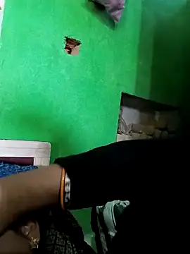 Snapshot of Priyakoli4568 chatting on 04-16-26, 07:53 Priyakoli4568 online show from 04-16-26, 07:53