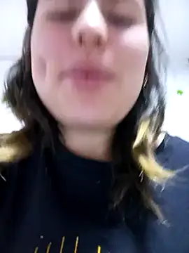 Kennya Rodriguez online show from 03-11-25, 11:33