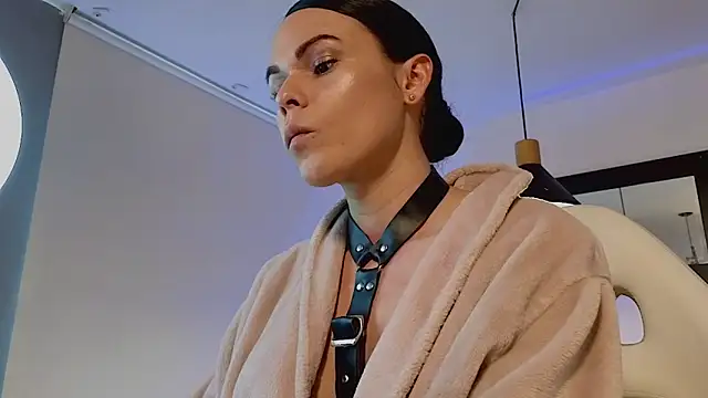 verodeli online show from 01-31-25, 06:14