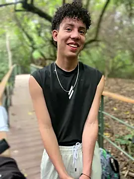 Snapshot of yoursexyjose chatting on 03-17-26, 07:06 yoursexyjose online show from 03-17-26, 07:06