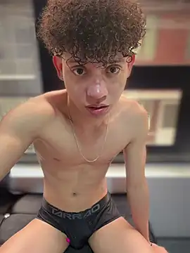 Snapshot of yoursexyjose chatting on 03-28-26, 06:07 yoursexyjose online show from 03-28-26, 06:07