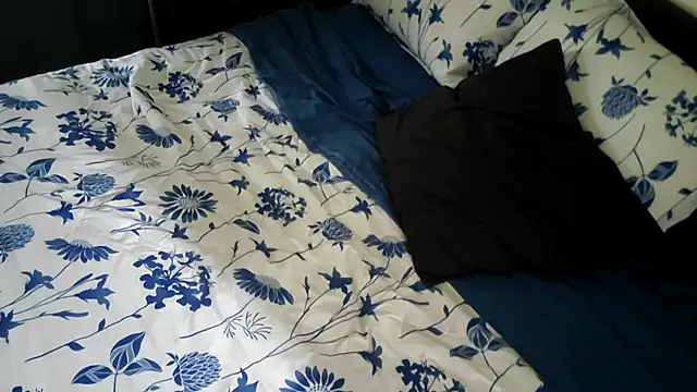 SweetValleyHotwife online show from 04-19-26, 12:43