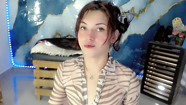 NathalialLooes online show from 05-30-26, 05:04