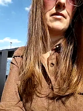 Snapshot of Alexdevil92 chatting on 03-17-26, 01:47 Alexdevil92 online show from 03-17-26, 01:47