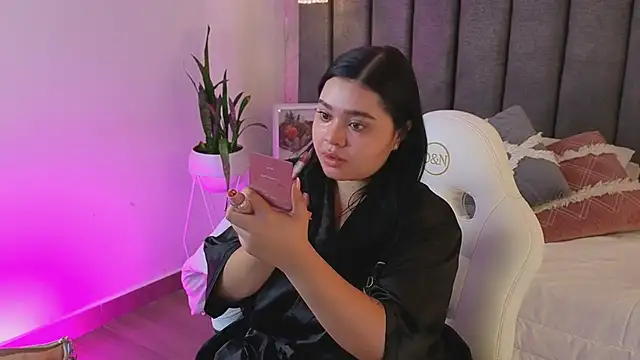 Snapshot of SofiaCortes4 chatting on 04-14-26, 09:04 SofiaCortes4 online show from 04-14-26, 09:04