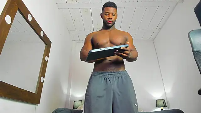 Snapshot of James_McBoy chatting on 03-02-26, 03:30 James McBoy online show from 03-02-26, 03:30