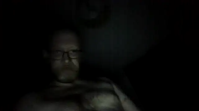 Snapshot of UnshodSixties chatting on 04-18-26, 10:21 UnshodSixties online show from 04-18-26, 10:21