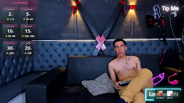 Snapshot of Jack_Wesker_1 chatting on 02-03-26, 06:40 Jack Wesker 1 online show from 02-03-26, 06:40