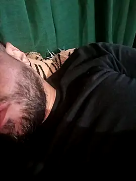 Snapshot of barbon30 chatting on 04-01-26, 04:04 barbon30 online show from 04-01-26, 04:04