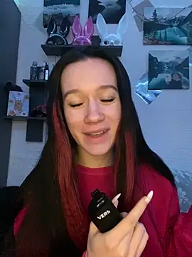 Carolina G0lden online show from 04-19-26, 10:12