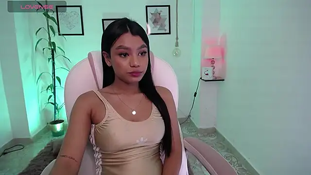 adhara 11 online show from 03-17-26, 10:57