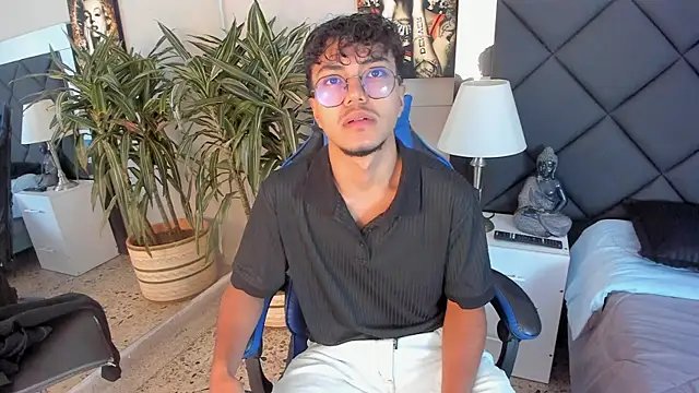 kai storn online show from 04-04-26, 11:29