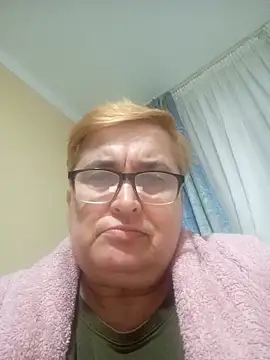 SusanStar874 online show from 03-04-26, 05:52