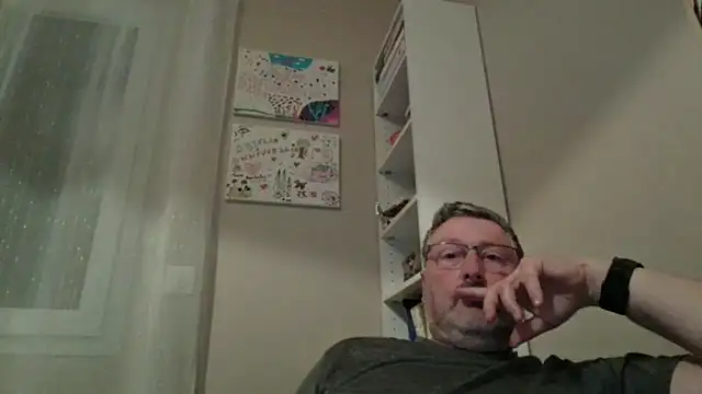 Snapshot of doudou310 chatting on 03-02-26, 05:19 doudou310 online show from 03-02-26, 05:19