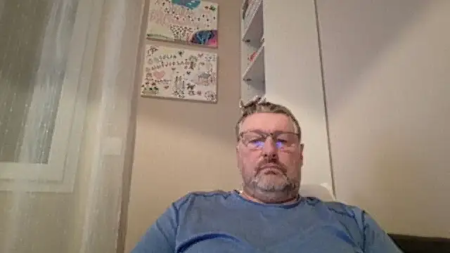 Snapshot of doudou310 chatting on 03-03-26, 05:13 doudou310 online show from 03-03-26, 05:13