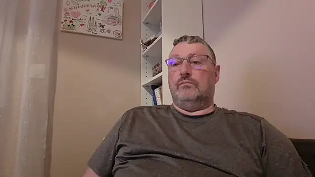 Snapshot of doudou310 chatting on 03-12-26, 04:07 doudou310 online show from 03-12-26, 04:07