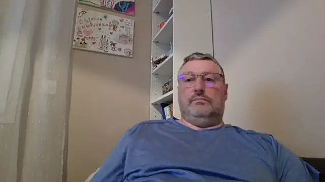 Snapshot of doudou310 chatting on 03-30-26, 04:24 doudou310 online show from 03-30-26, 04:24