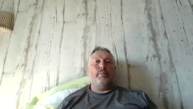 Snapshot of doudou310 chatting on 04-08-26, 08:25 doudou310 online show from 04-08-26, 08:25