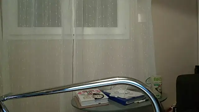 Snapshot of doudou310 chatting on 04-10-26, 03:45 doudou310 online show from 04-10-26, 03:45