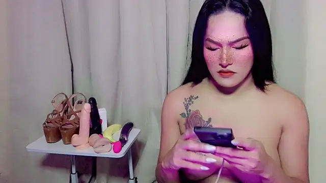 ChloeAsian online show from 05-28-26, 08:00