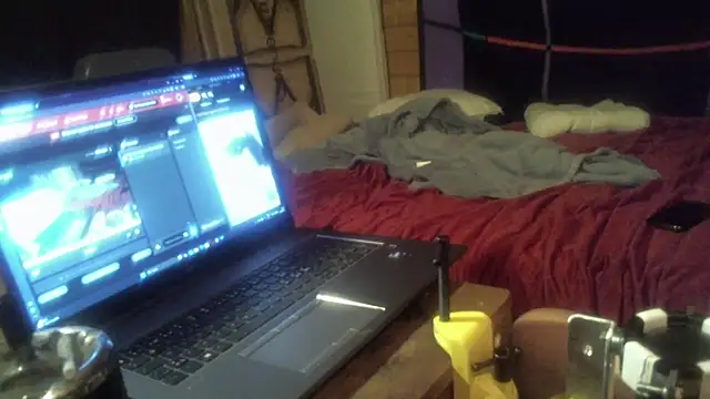 2 4 YOU online show from 03-22-26, 08:23