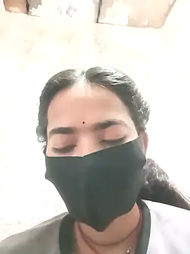 Sunali Bendre online show from 02-20-26, 03:03