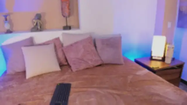 Snapshot of xiomara_cortes chatting on 02-10-26, 07:51 xiomara cortes online show from 02-10-26, 07:51