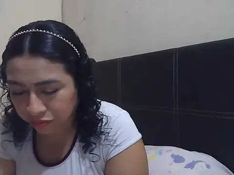 DalilahMx online show from 05-27-26, 03:47