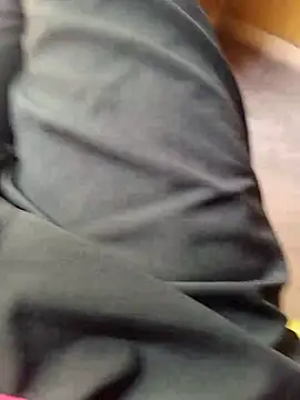 sudip999999 online show from 04-15-26, 07:37