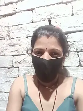 Snapshot of Divya-11431 chatting on 06-09-26, 05:24 Divya-11431 online show from 06-09-26, 05:24
