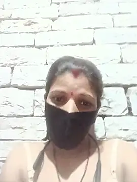 Snapshot of Divya-11431 chatting on 07-11-26, 08:06 Divya-11431 online show from 07-11-26, 08:06