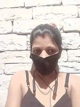 Snapshot of Divya-11431 chatting on 07-13-26, 06:55 Divya-11431 online show from 07-13-26, 06:55