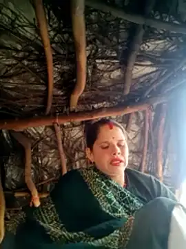 Snapshot of Lucky_couple-1 chatting on 02-10-26, 05:11 Lucky couple-1 online show from 02-10-26, 05:11