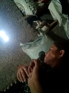 Snapshot of Lucky_couple-1 chatting on 03-10-26, 07:13 Lucky couple-1 online show from 03-10-26, 07:13