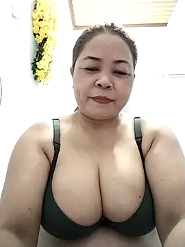 Baby-bigtits2026 online show from 05-04-26, 10:33