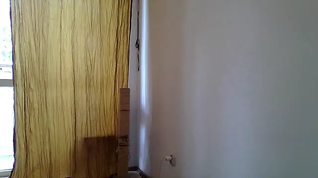 Snapshot of JuliaLovely chatting on 07-17-26, 02:02 JuliaLovely online show from 07-17-26, 02:02