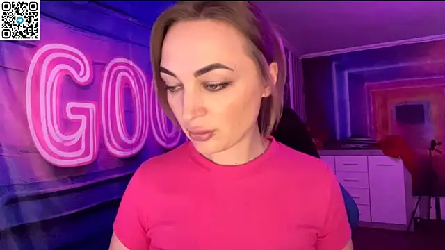 Vellora  online show from 04-13-26, 04:01