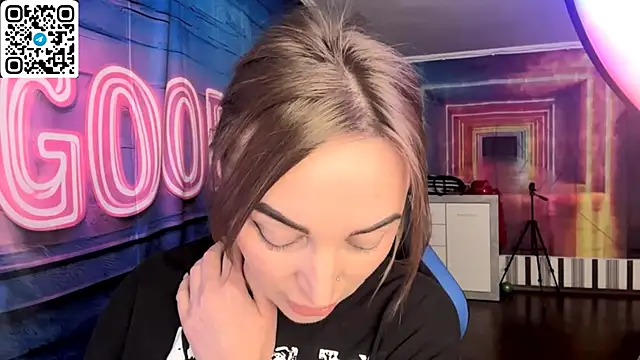 Vellora  online show from 05-16-26, 10:36