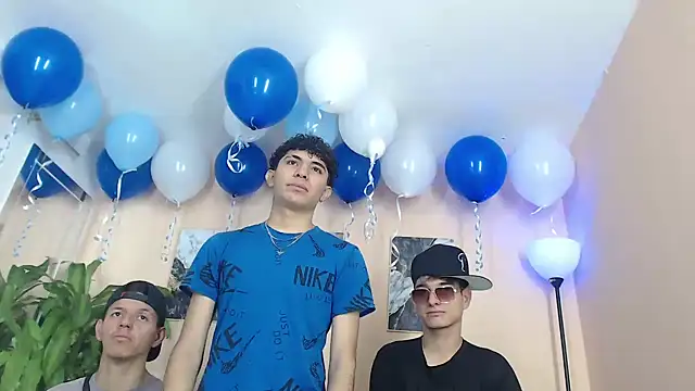 DesiresOfOlympus  online show from 03-11-26, 07:09