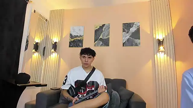 DesiresOfOlympus  online show from 04-01-26, 07:44