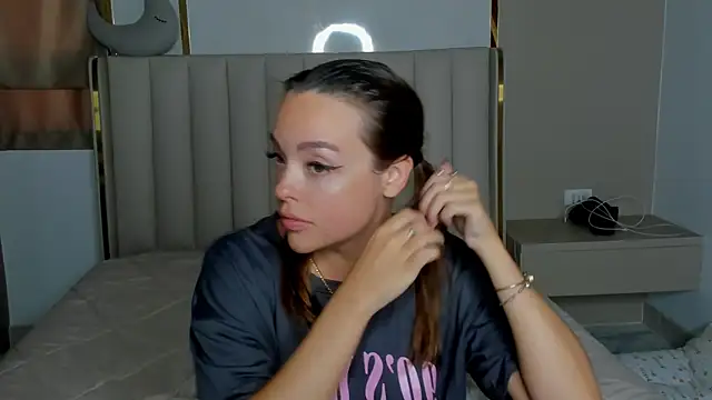 stellaa quenn online show from 04-06-26, 04:46