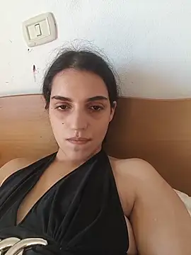 Snapshot of SoniaMoonnnnn chatting on 05-23-26, 05:34 SoniaMoonnnnn online show from 05-23-26, 05:34